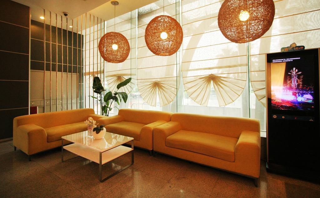 Yi-Wu Commatel Hotel Guangzhou Exterior photo