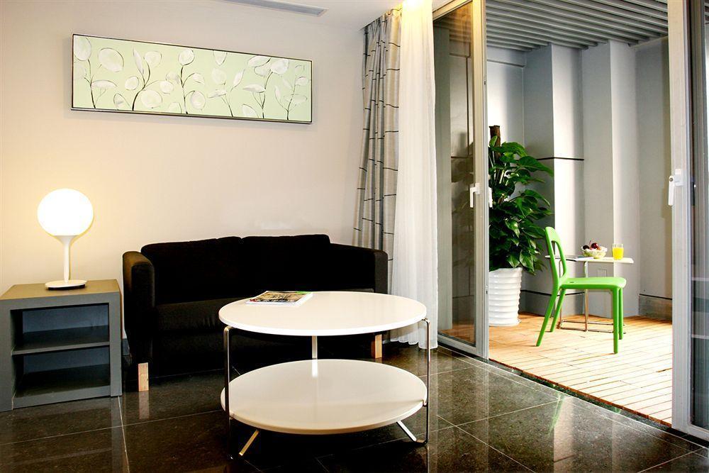 Yi-Wu Commatel Hotel Guangzhou Exterior photo